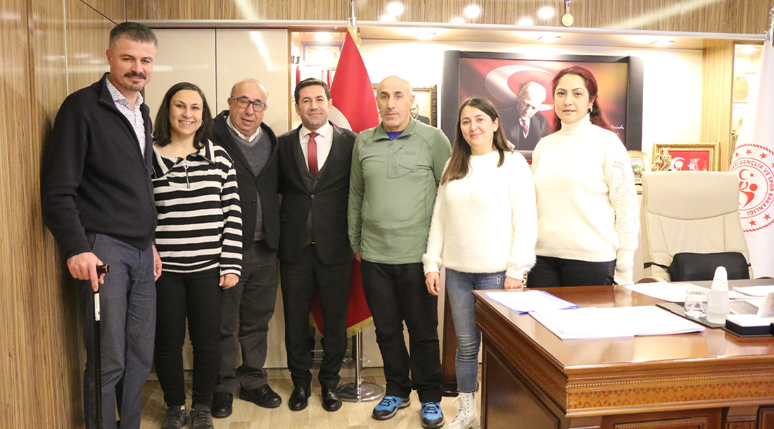 ALİ OTO BOLU İL MÜDÜRÜ EMRULLAH GÜLER'İ ZİYARET ETTİ