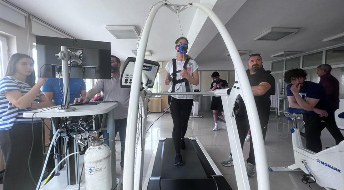 SNOWBOARD MİLLİ TAKIM PERFORMANS TESTİ SİVAS'TA YAPILIYOR
