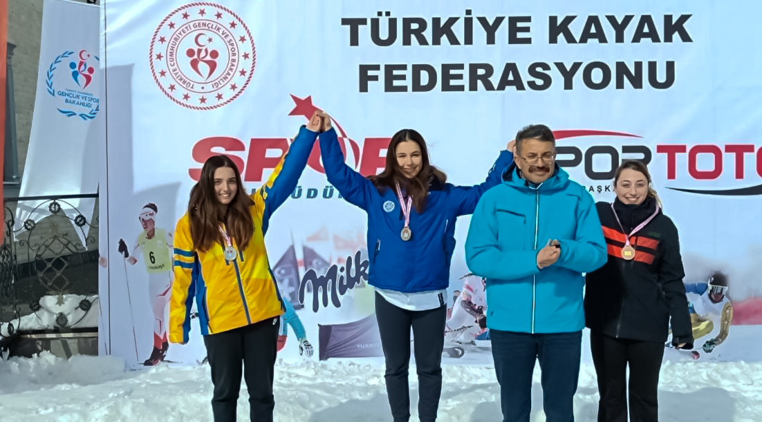 HAKKARİ’DE KAYAK ŞÖLENİ SONA ERDİ