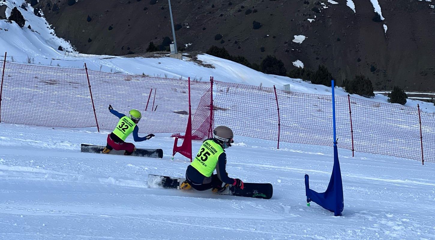 SNOWBOARD 2. ETAP YARIŞMALARI ERZİNCAN’DA TAMAMLANDI