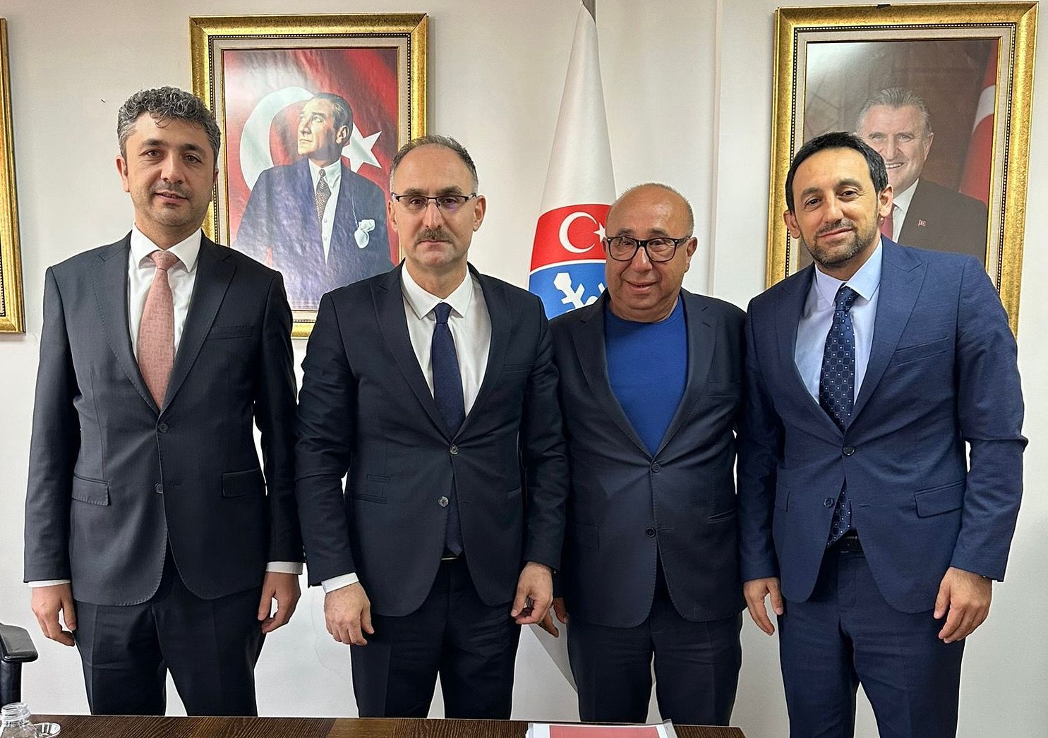 ALİ OTO'DAN SÜLEYMAN ŞAHİN'E 'HAYIRLI OLSUN' ZİYARETİ